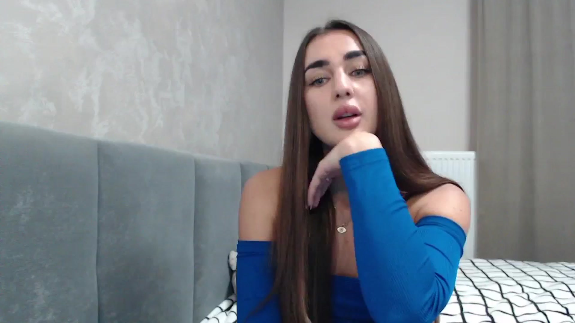 Gallery image thumbnail from NatrlBeauty's myfreecams stream on, 11/18/2024, 14:45 image 4 of 20
