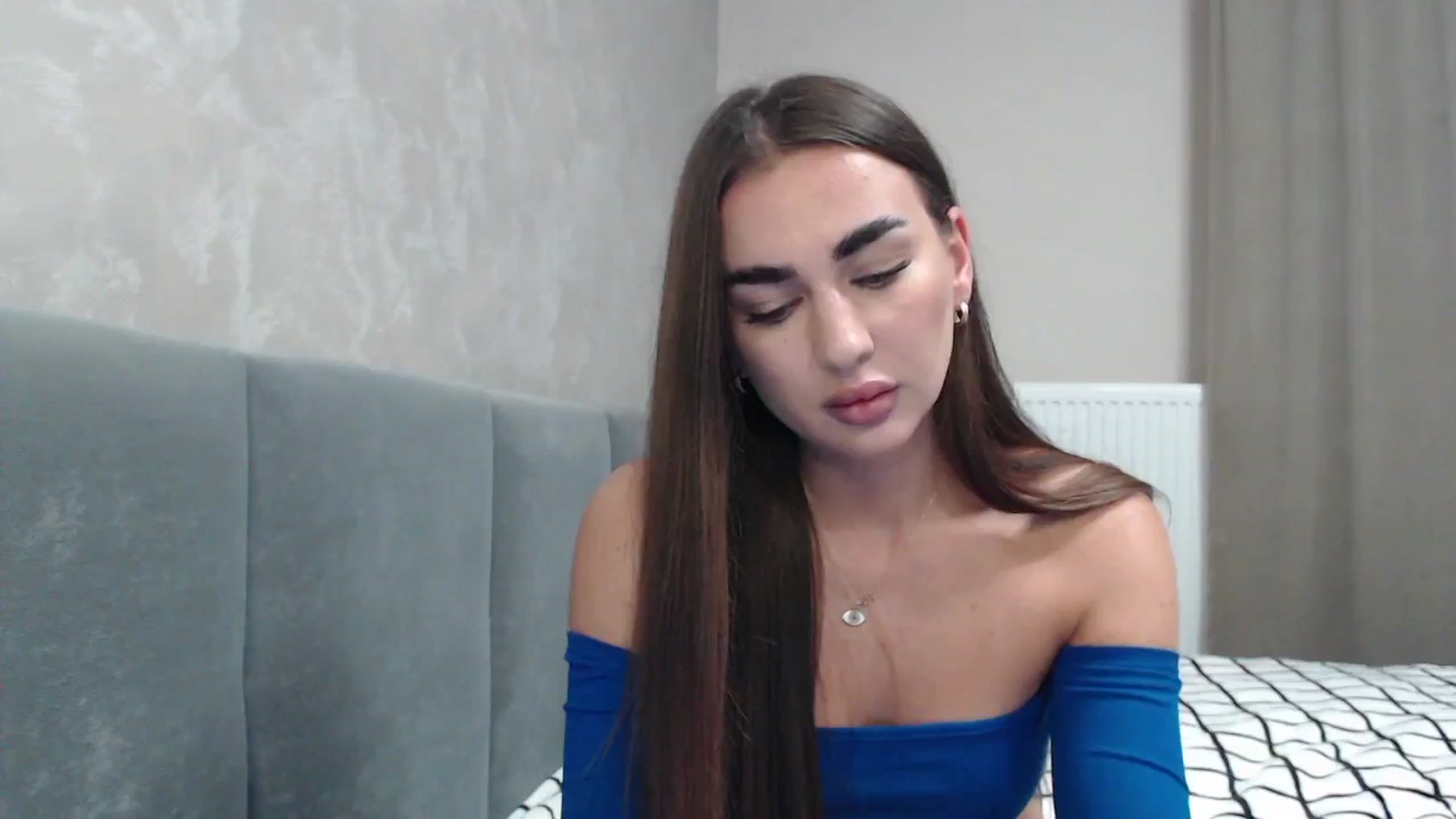 Gallery image thumbnail from NatrlBeauty's myfreecams stream on, 11/18/2024, 14:45 image 8 of 20