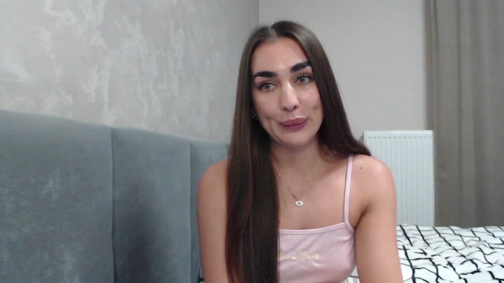 Gallery image thumbnail from NatrlBeauty's myfreecams stream on, 11/21/2024, 14:41 image 13 of 20