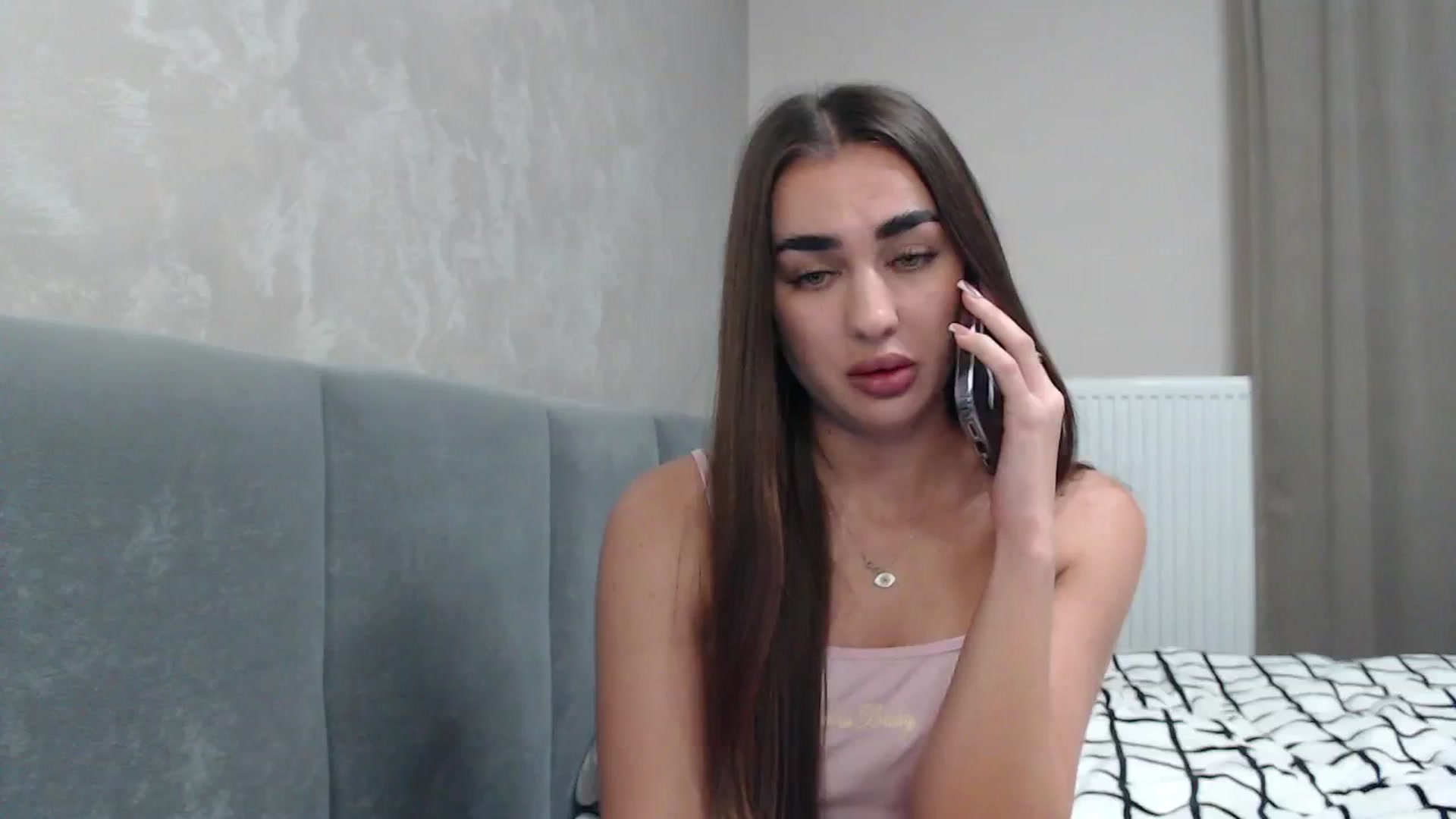 Gallery image thumbnail from NatrlBeauty's myfreecams stream on, 11/21/2024, 14:41 image 17 of 20