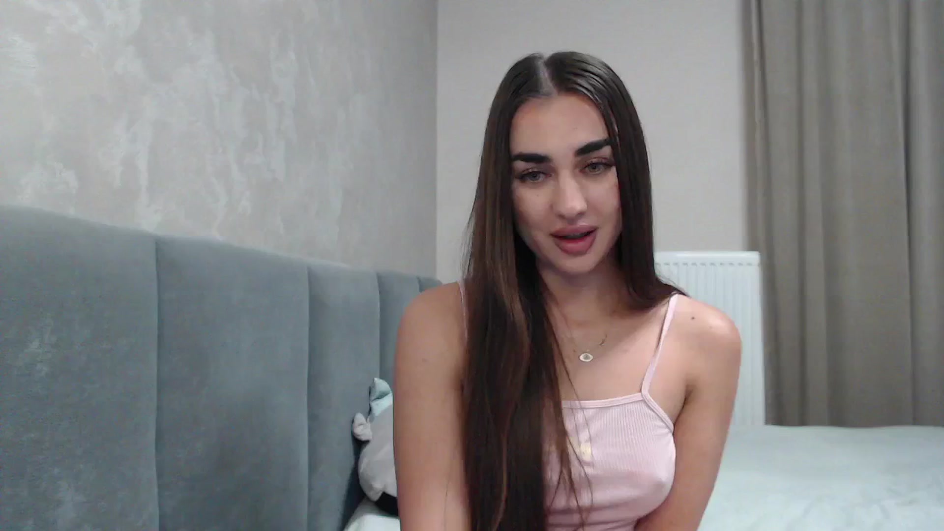 Gallery image thumbnail from NatrlBeauty's myfreecams stream on, 11/22/2024, 19:54 image 12 of 20