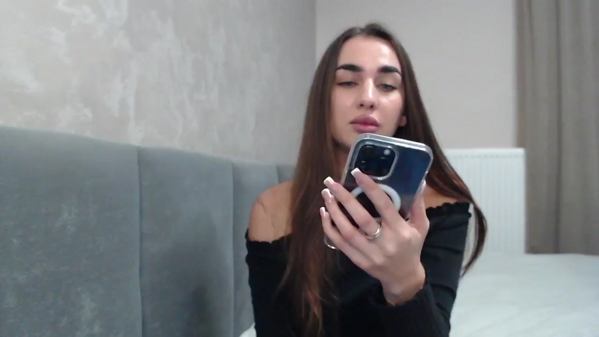 Gallery image thumbnail from NatrlBeauty's myfreecams stream on, 12/05/2024, 15:09 image 10 of 20