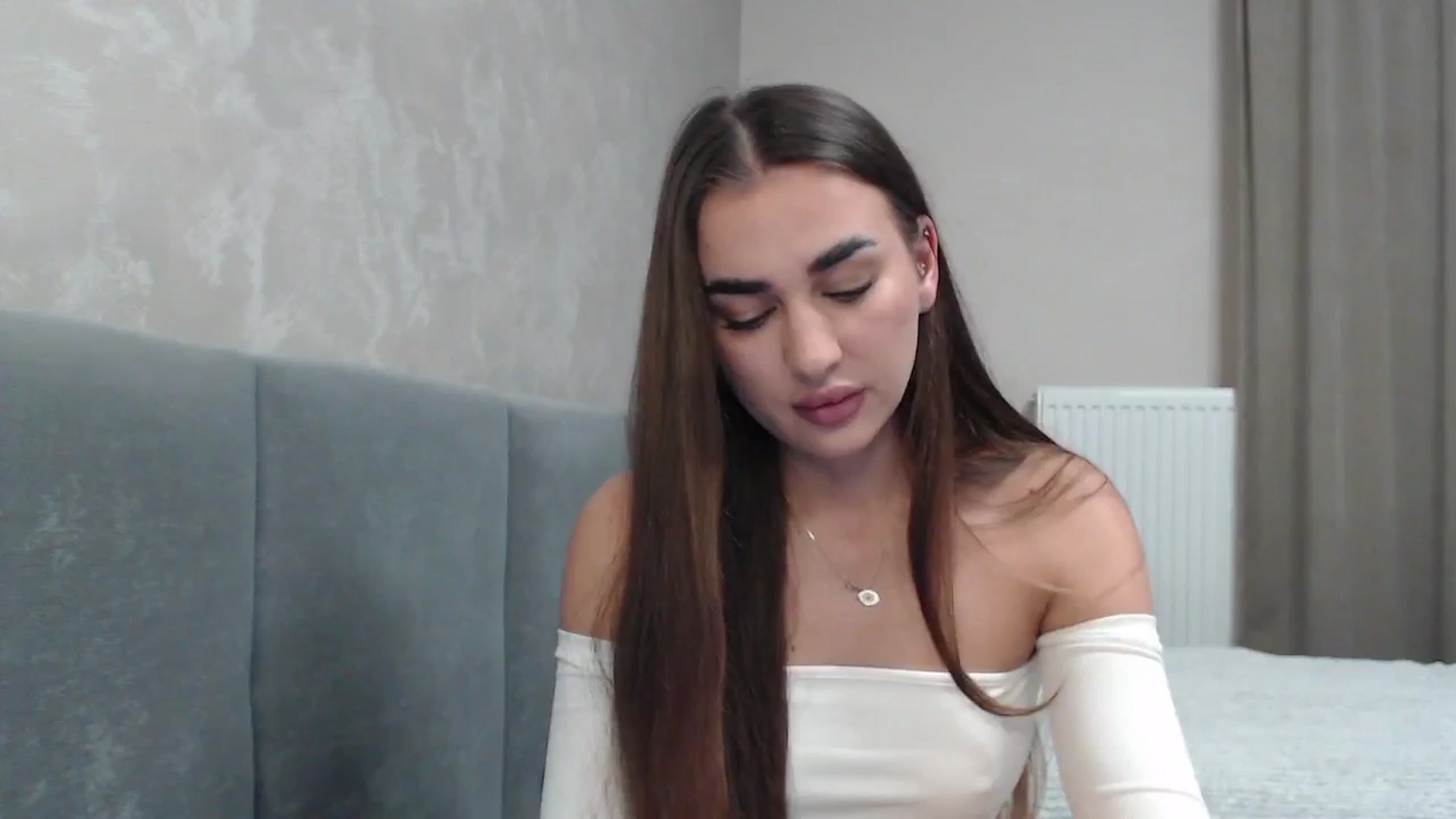 Gallery image thumbnail from NatrlBeauty's myfreecams stream on, 12/18/2024, 22:18 image 7 of 20