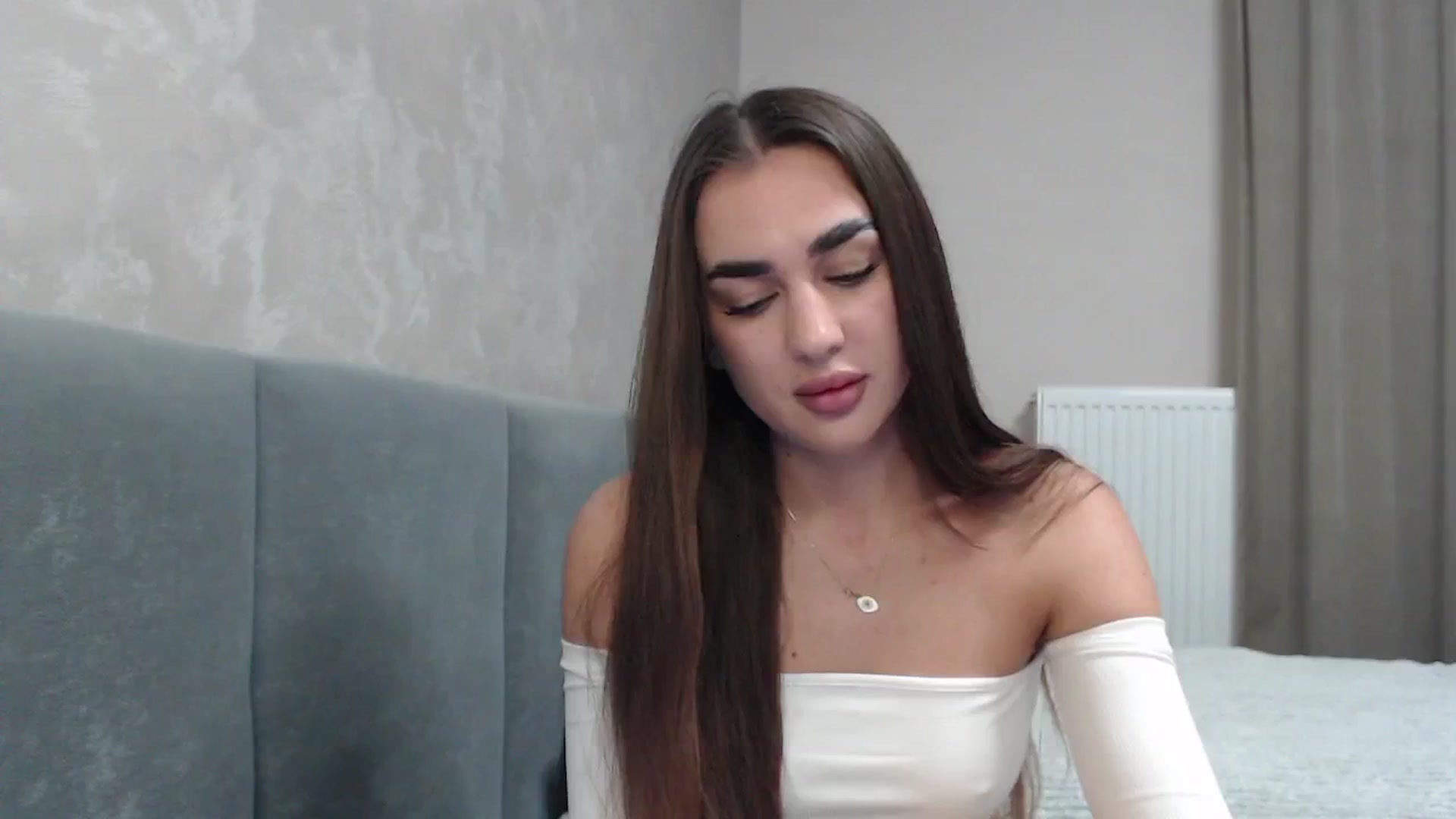 Gallery image thumbnail from NatrlBeauty's myfreecams stream on, 12/18/2024, 22:18 image 3 of 20