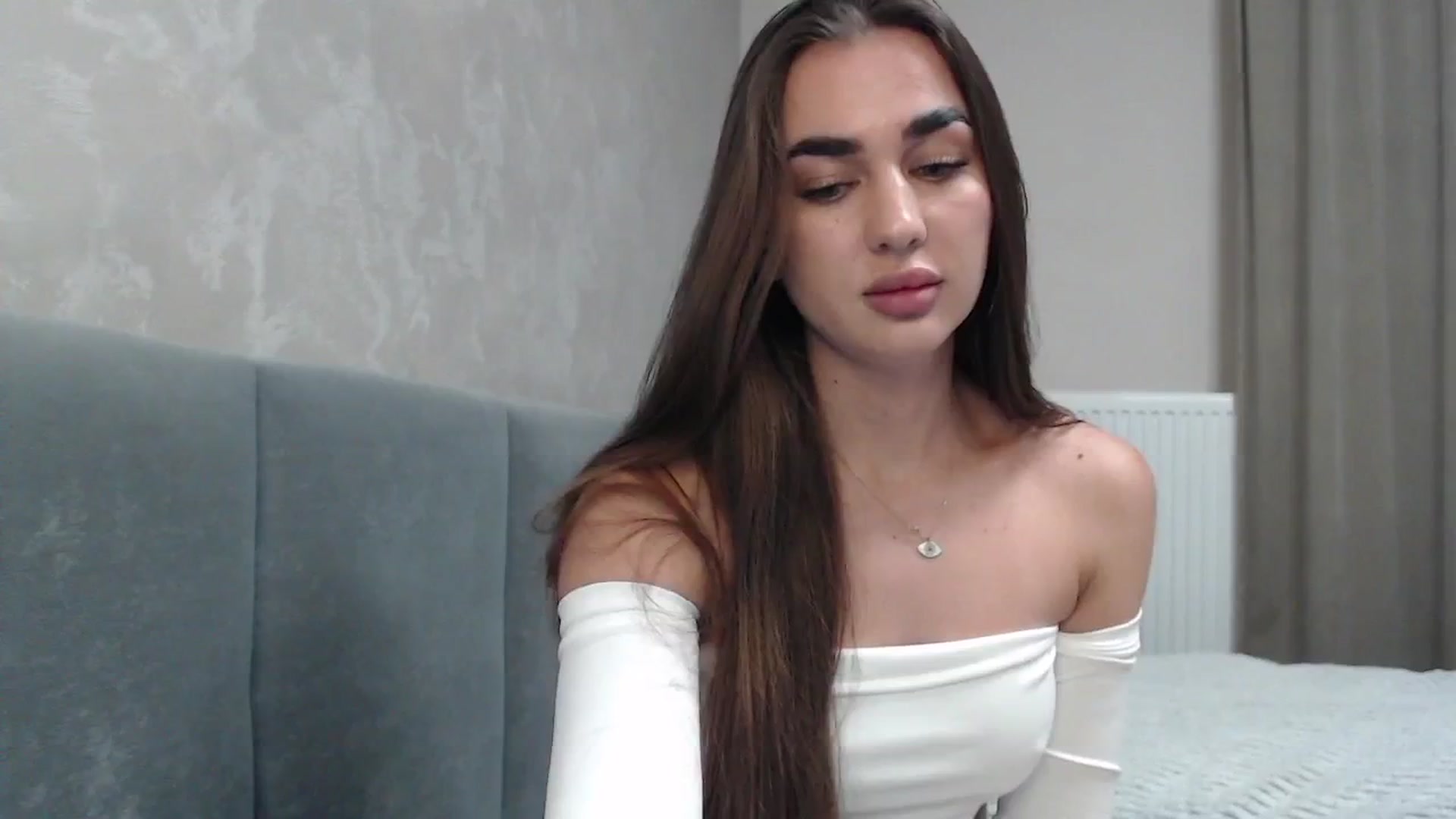 Gallery image thumbnail from NatrlBeauty's myfreecams stream on, 12/19/2024, 01:11 image 16 of 20