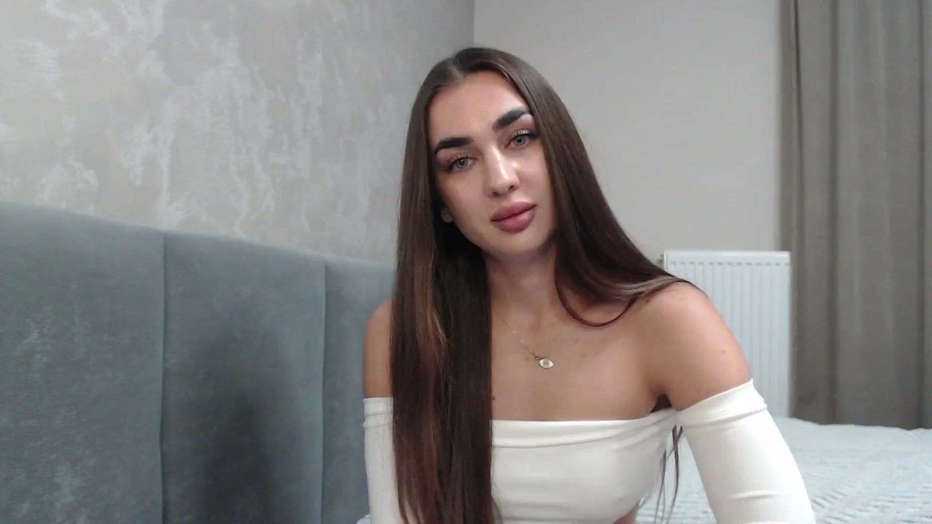 Gallery image thumbnail from NatrlBeauty's myfreecams stream on, 12/19/2024, 01:11 image 13 of 20