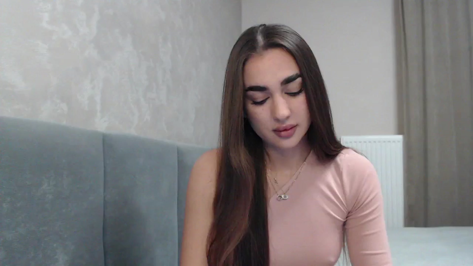 Gallery image thumbnail from NatrlBeauty's myfreecams stream on, 12/26/2024, 12:36 image 14 of 20