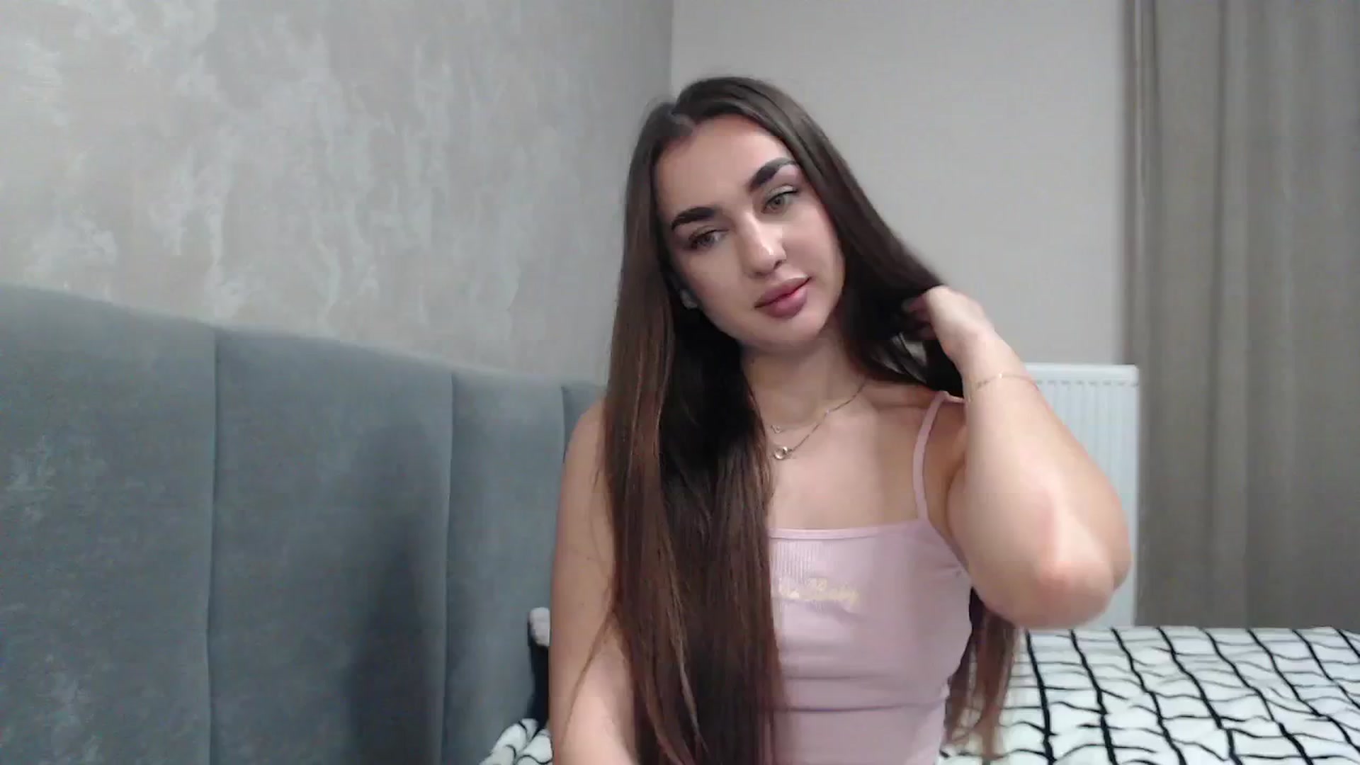 Gallery image thumbnail from NatrlBeauty's myfreecams stream on, 02/14/2025, 10:43 image 14 of 20