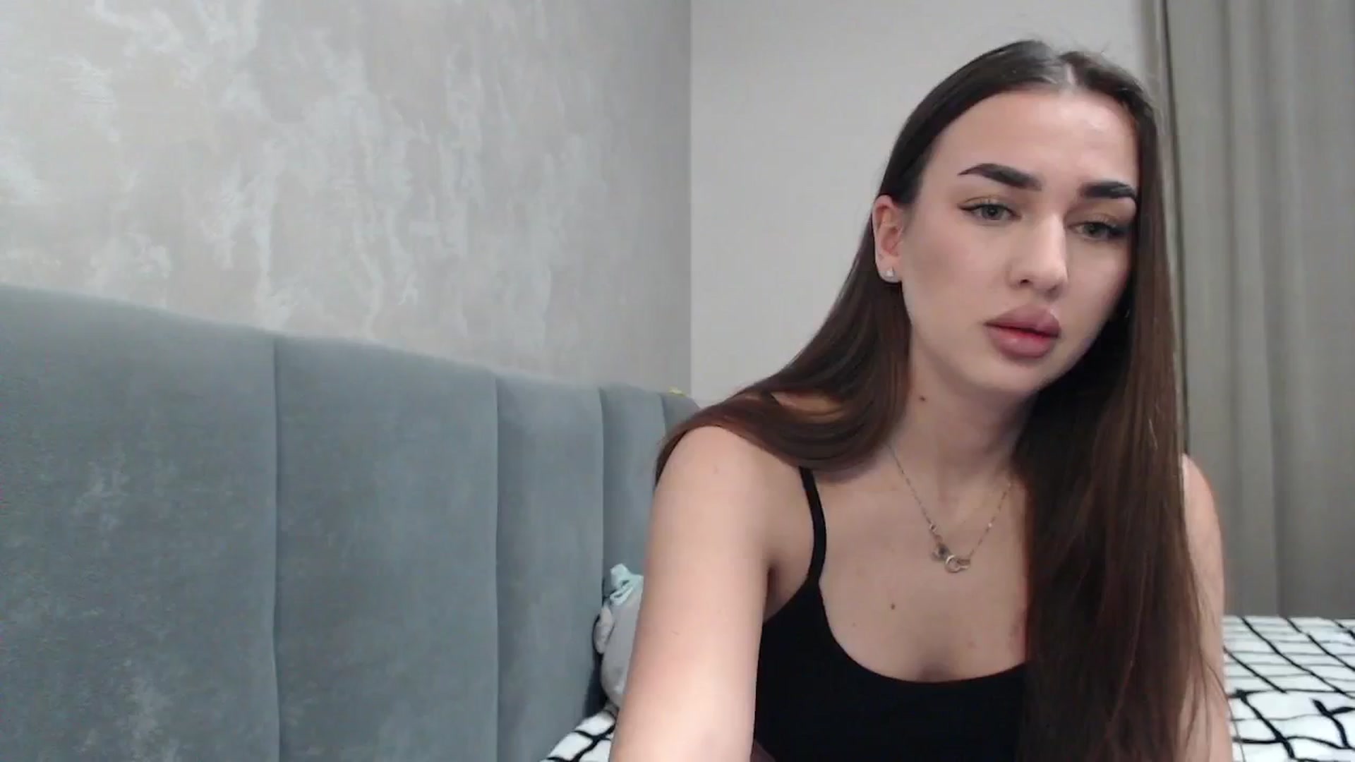 Gallery image thumbnail from NatrlBeauty's myfreecams stream on, 02/18/2025, 15:11 image 15 of 20