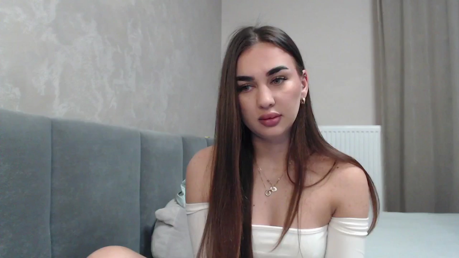 Gallery image thumbnail from NatrlBeauty's myfreecams stream on, 03/18/2025, 10:46 image 7 of 20