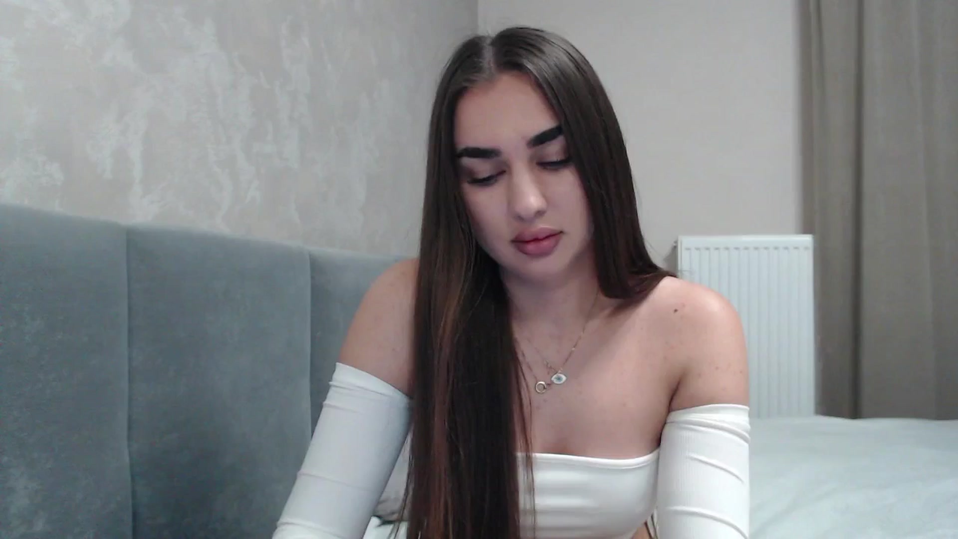 Gallery image thumbnail from NatrlBeauty's myfreecams stream on, 03/18/2025, 19:21 image 20 of 20