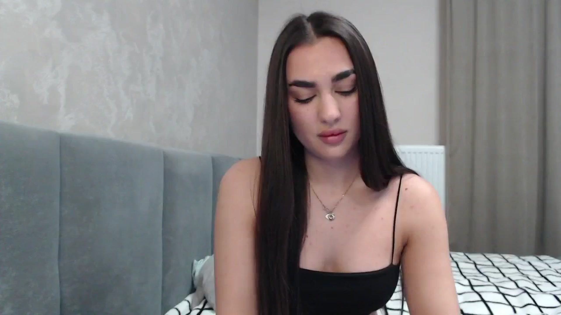 Gallery image thumbnail from NatrlBeauty's myfreecams stream on, 04/10/2025, 13:30 image 12 of 20