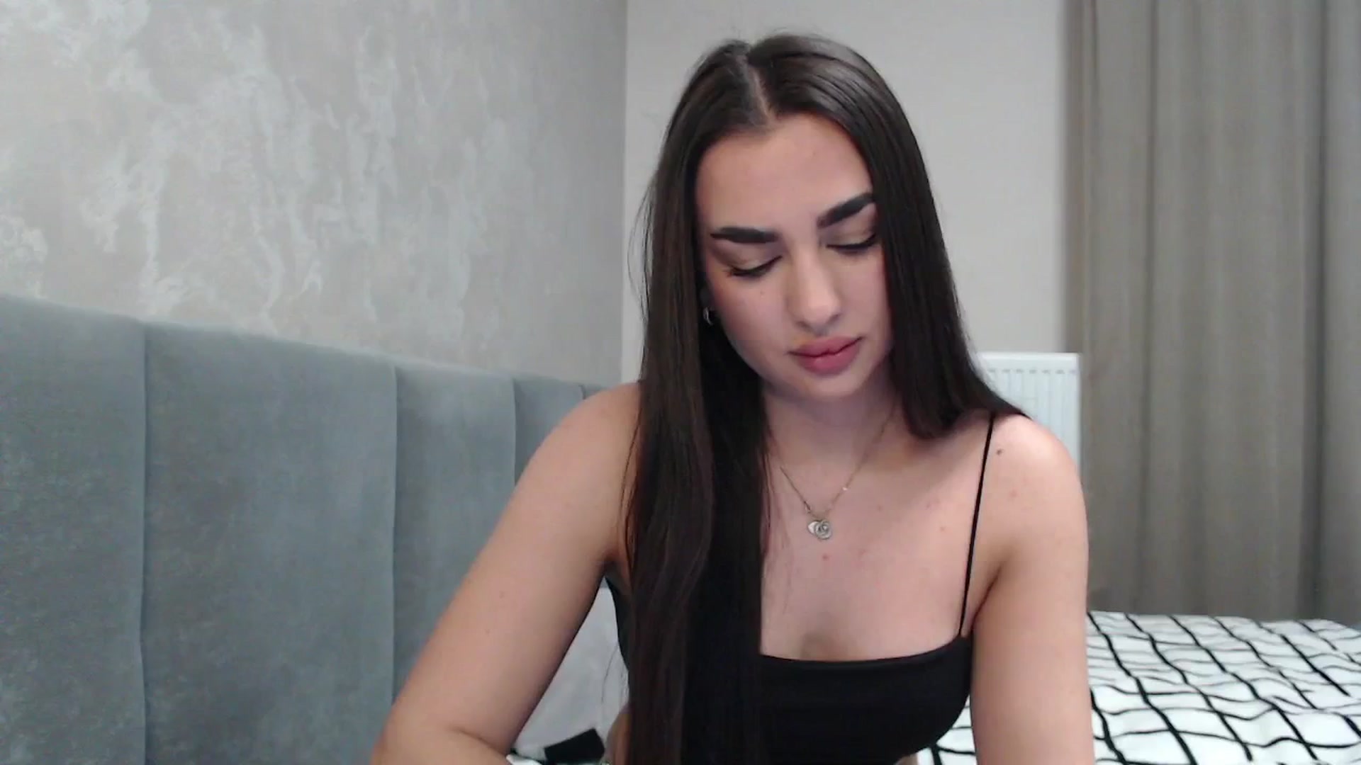 Gallery image thumbnail from NatrlBeauty's myfreecams stream on, 04/10/2025, 13:30 image 5 of 20