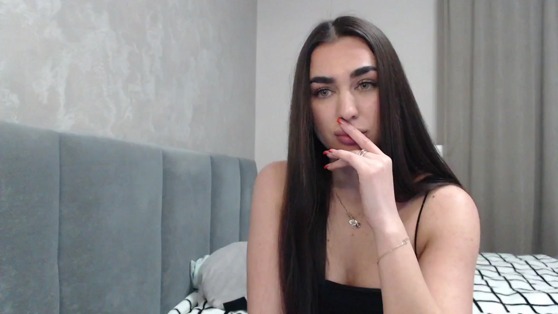 Gallery image thumbnail from NatrlBeauty's myfreecams stream on, 04/10/2025, 14:08 image 7 of 20
