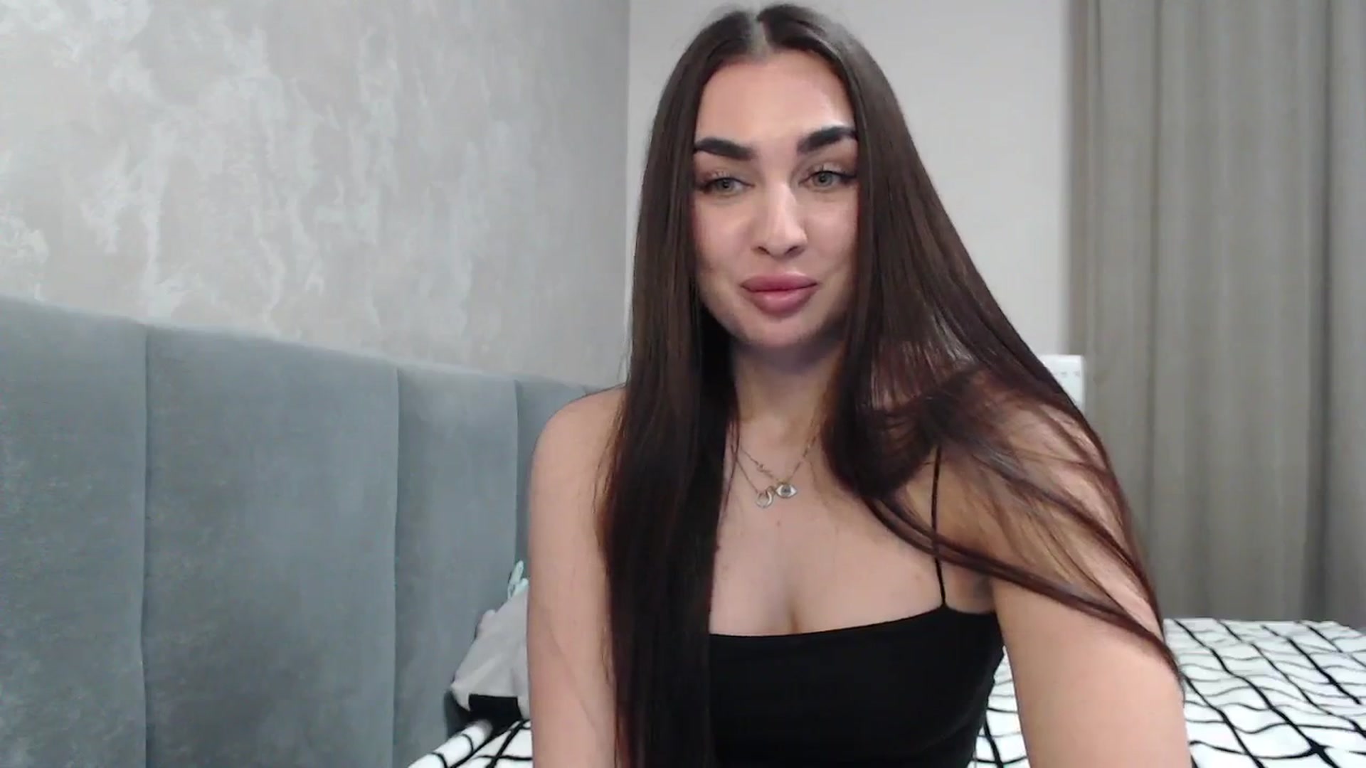 Gallery image thumbnail from NatrlBeauty's myfreecams stream on, 04/10/2025, 15:30 image 11 of 20