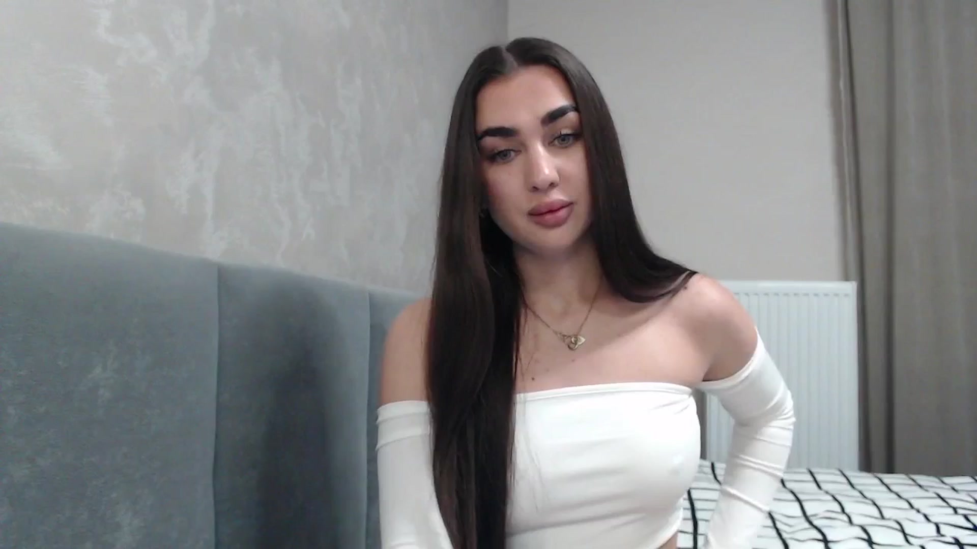 Gallery image thumbnail from NatrlBeauty's myfreecams stream on, 04/12/2025, 11:05 image 4 of 20