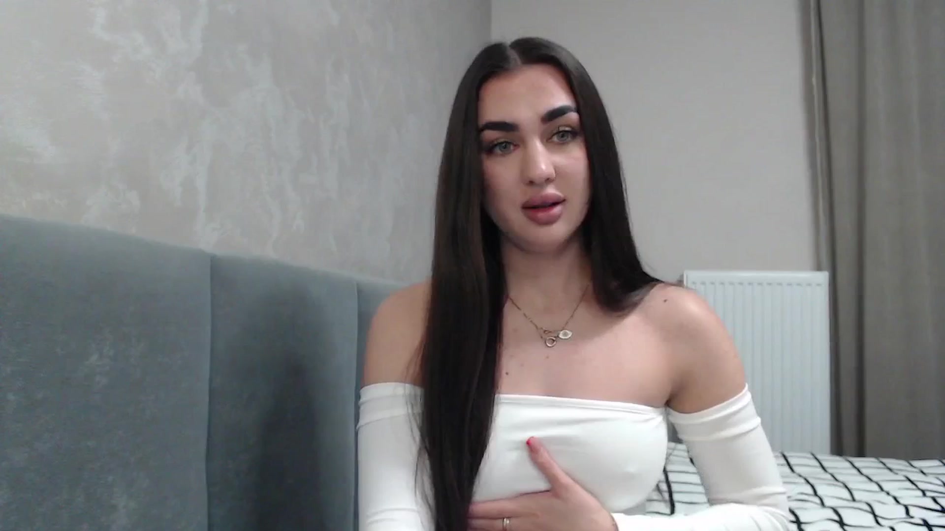 Gallery image thumbnail from NatrlBeauty's myfreecams stream on, 04/12/2025, 11:05 image 5 of 20