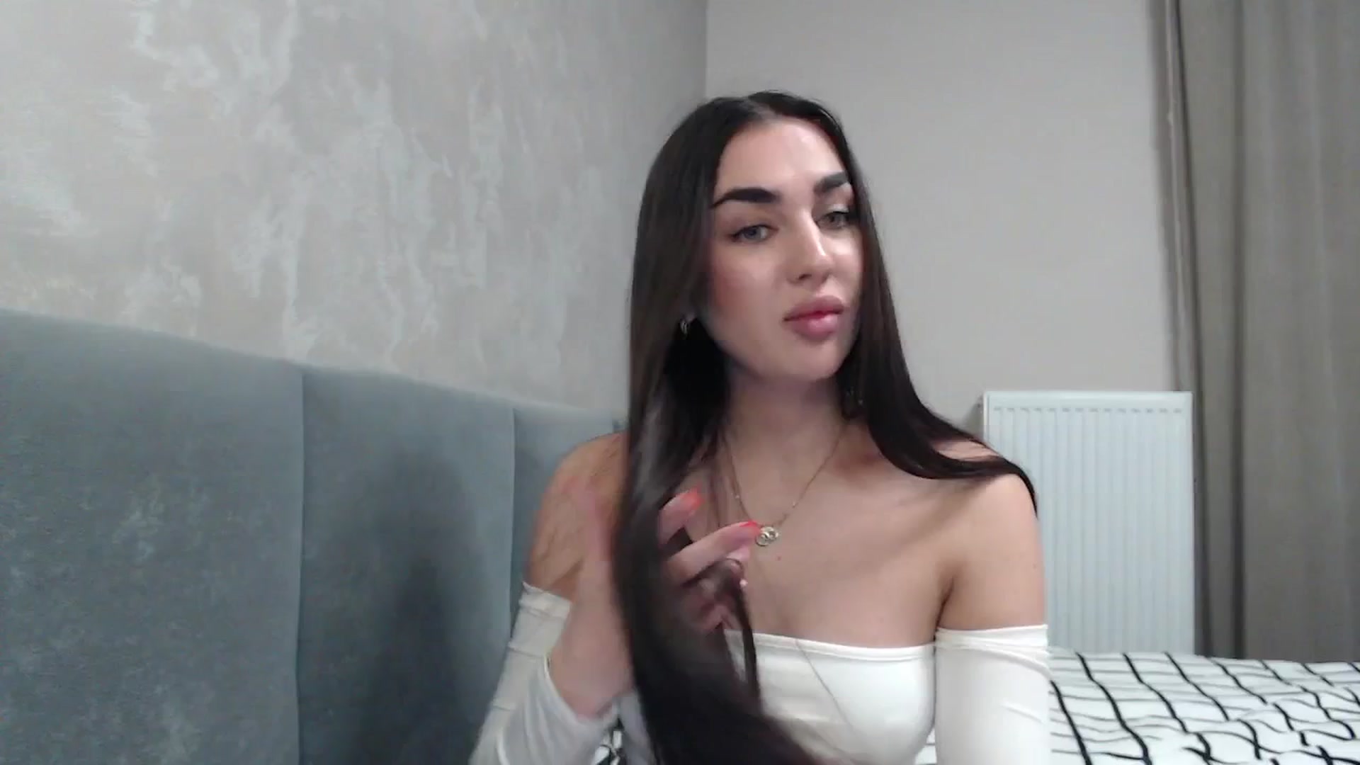 Gallery image thumbnail from NatrlBeauty's myfreecams stream on, 04/12/2025, 11:36 image 7 of 20