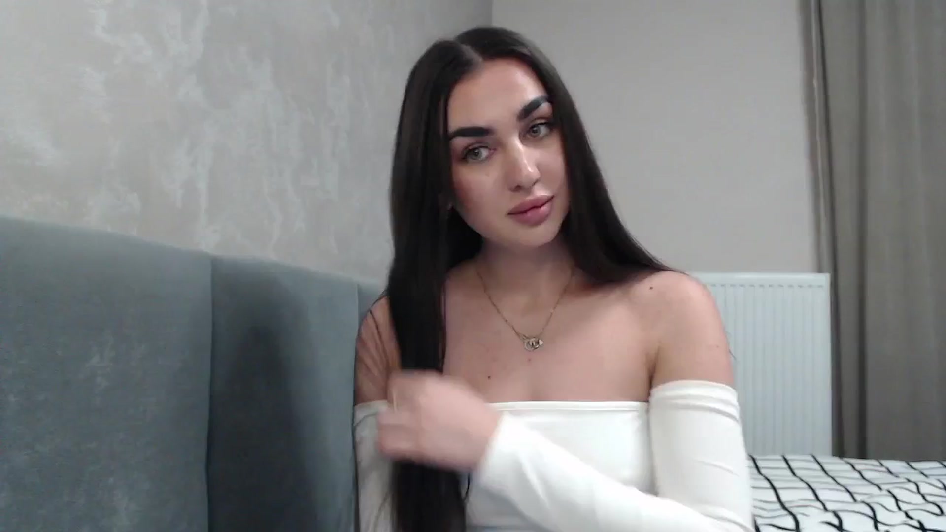 Gallery image thumbnail from NatrlBeauty's myfreecams stream on, 04/12/2025, 12:39 image 3 of 20