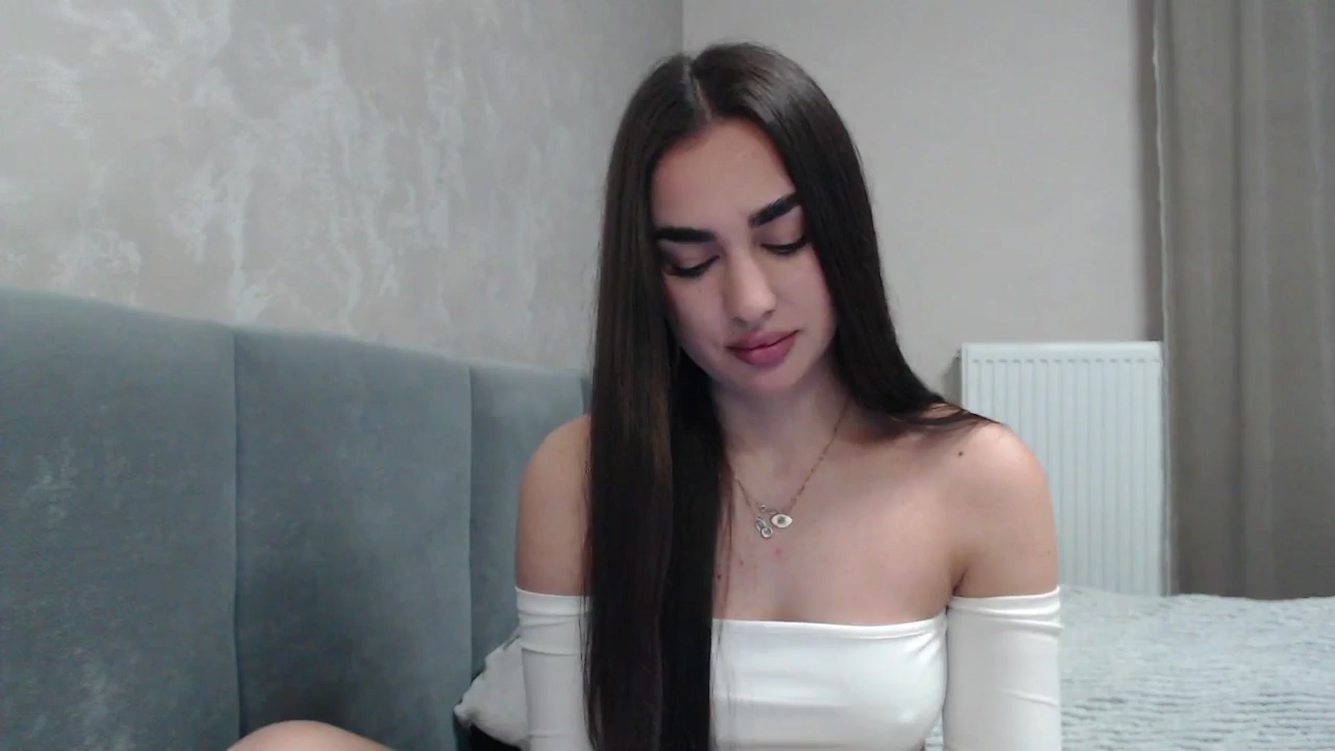 Gallery image thumbnail from NatrlBeauty's myfreecams stream on, 04/14/2025, 07:39 image 5 of 20