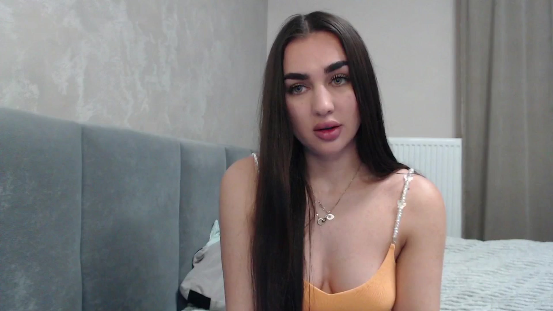 Gallery image thumbnail from NatrlBeauty's myfreecams stream on, 04/15/2025, 11:20 image 10 of 20