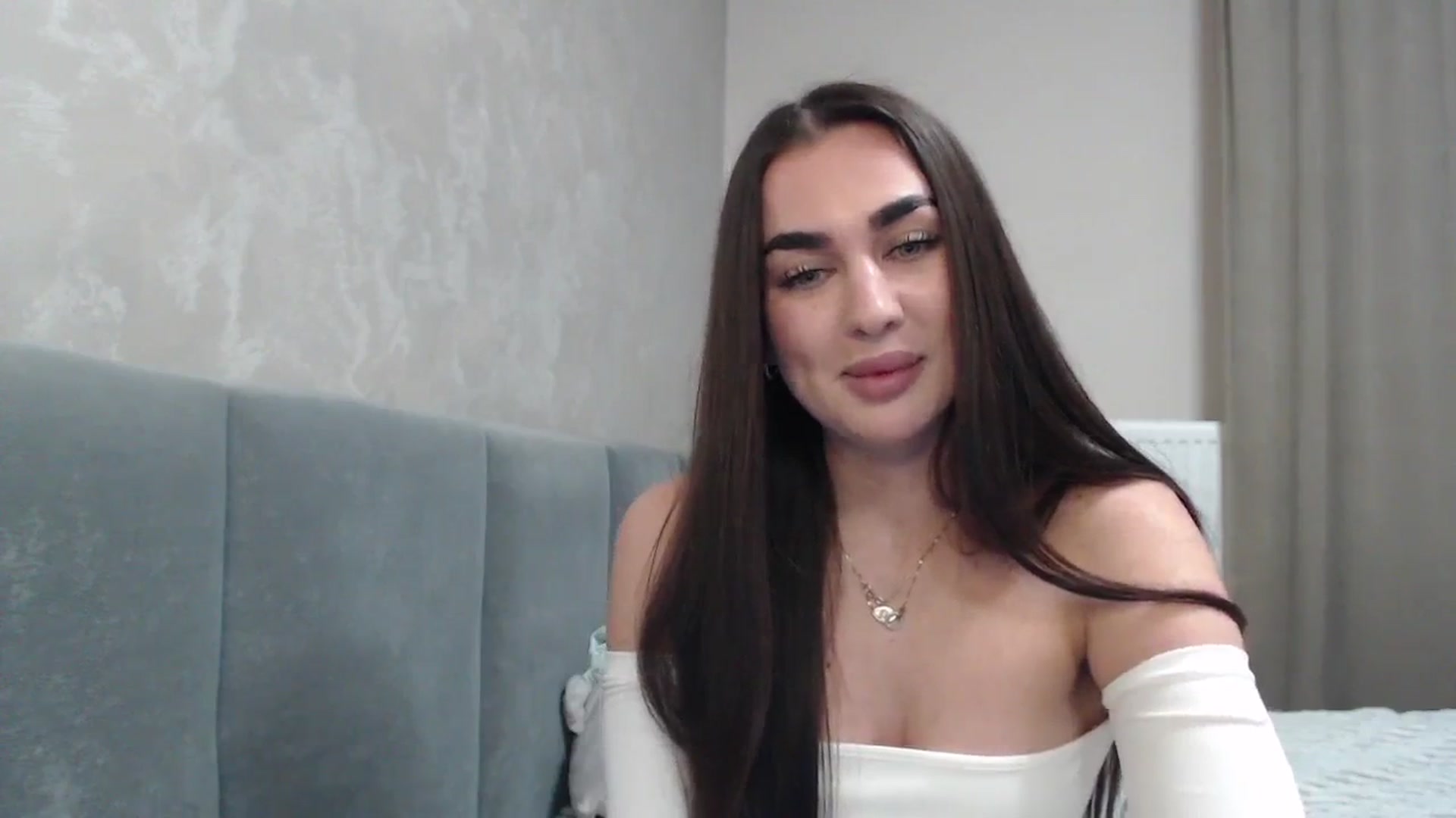 Gallery image thumbnail from NatrlBeauty's myfreecams stream on, 04/17/2025, 10:27 image 14 of 20