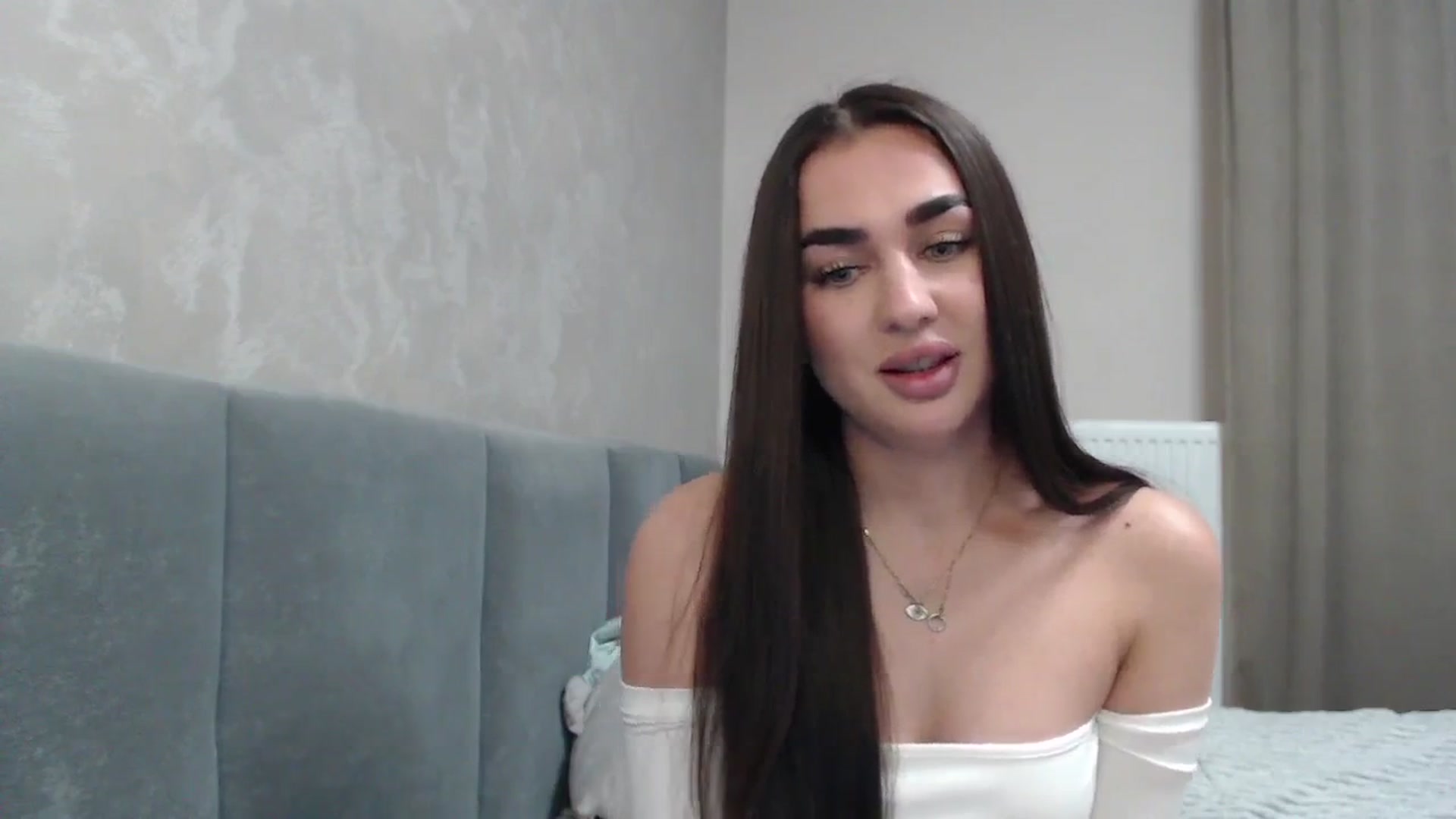 Gallery image thumbnail from NatrlBeauty's myfreecams stream on, 04/17/2025, 10:27 image 12 of 20