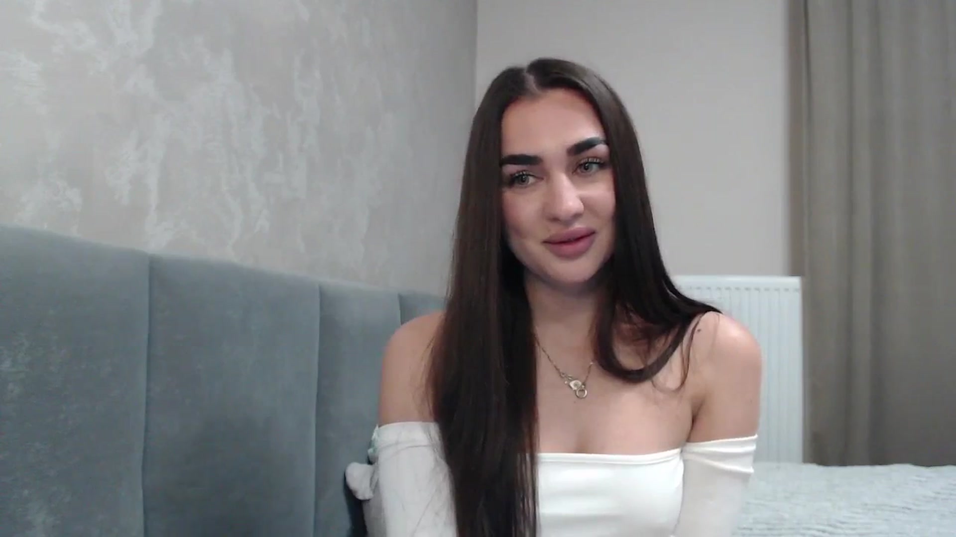 Gallery image thumbnail from NatrlBeauty's myfreecams stream on, 04/17/2025, 10:27 image 7 of 20