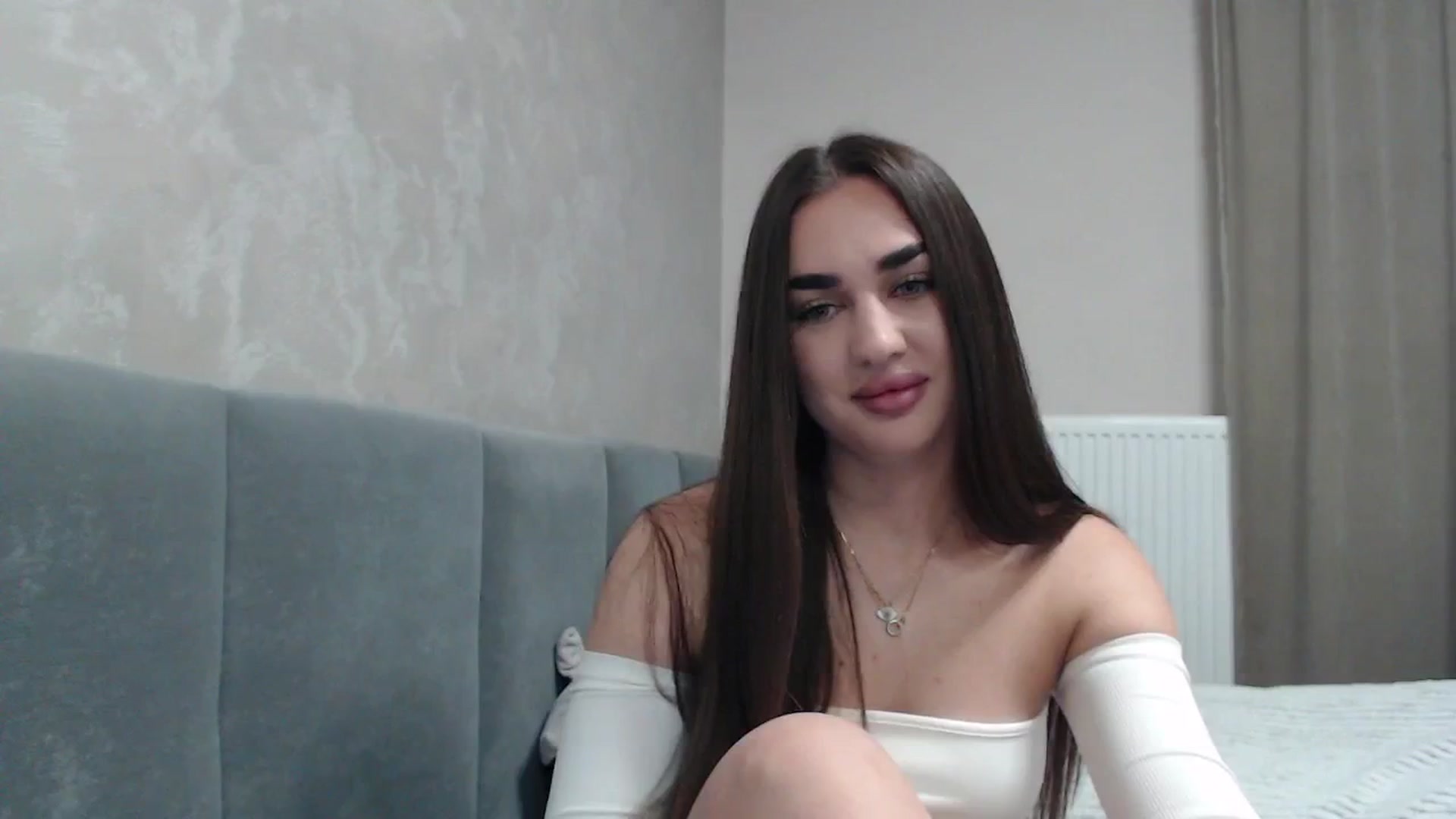Gallery image thumbnail from NatrlBeauty's myfreecams stream on, 05/05/2025, 09:05 image 16 of 20