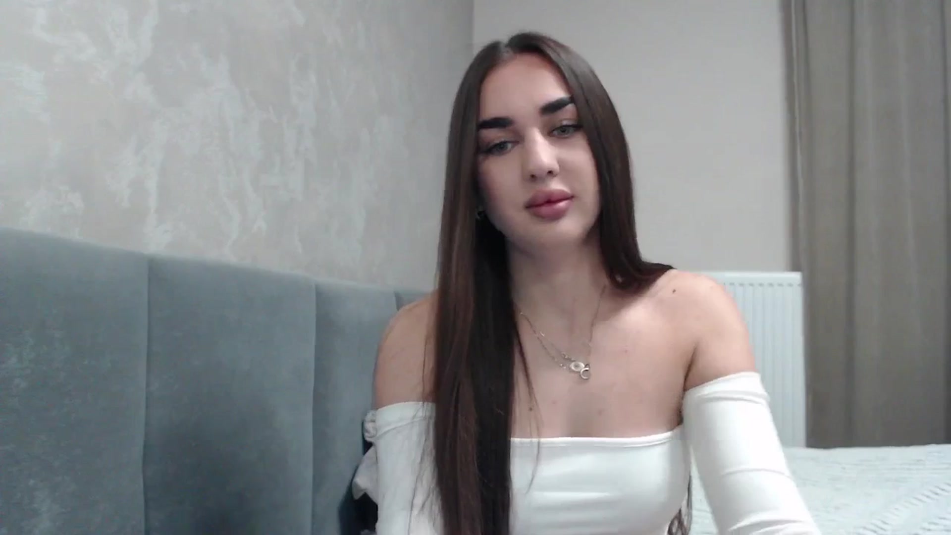 Gallery image thumbnail from NatrlBeauty's myfreecams stream on, 05/05/2025, 09:05 image 8 of 20