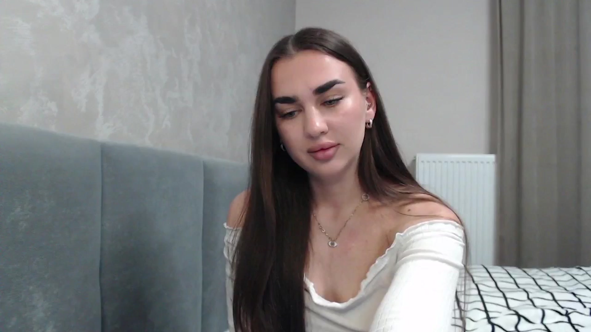 Gallery image thumbnail from NatrlBeauty's myfreecams stream on, 05/20/2025, 13:07 image 16 of 20