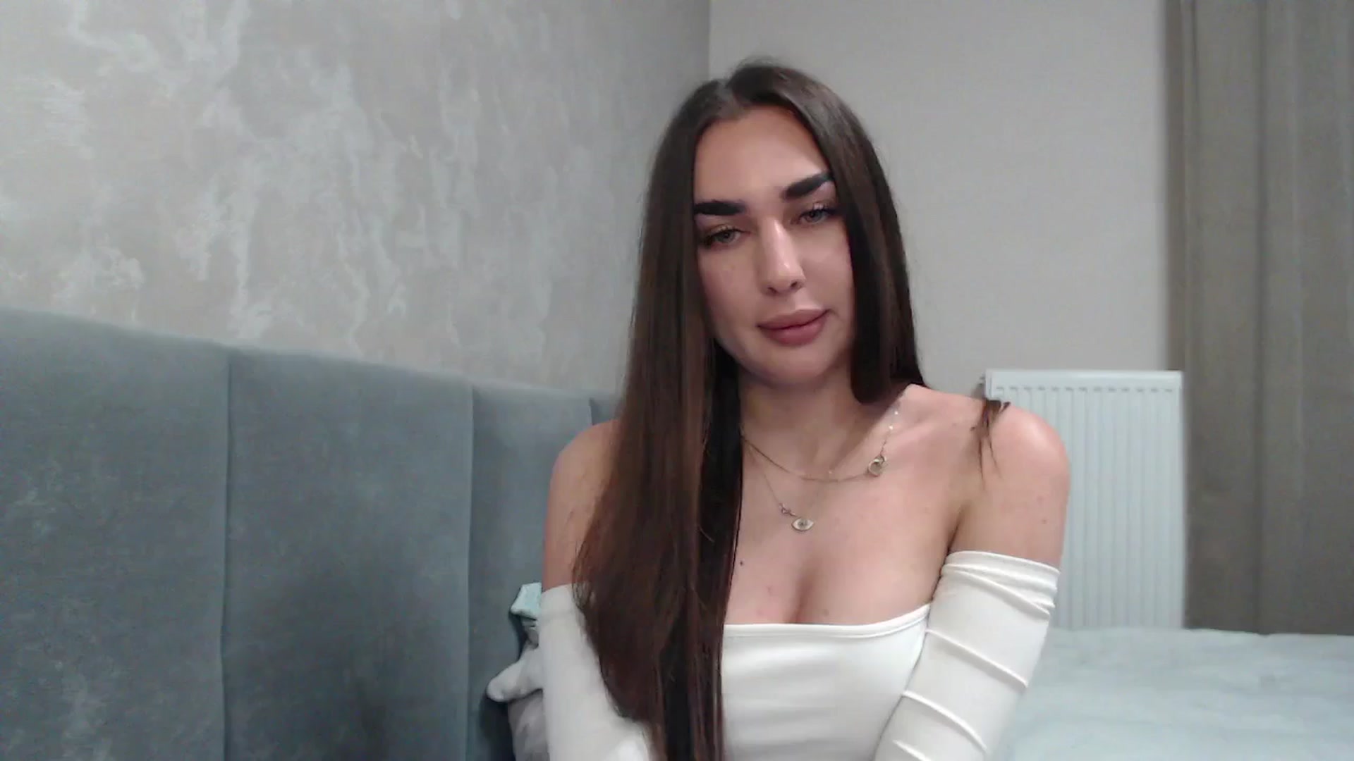 Gallery image thumbnail from NatrlBeauty's myfreecams stream on, 05/28/2025, 10:50 image 10 of 20