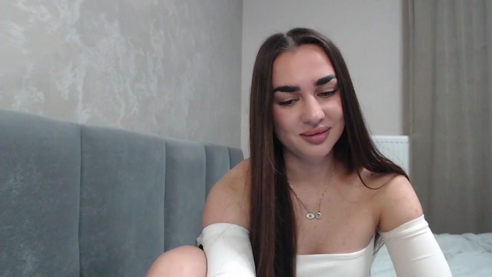 Gallery image thumbnail from NatrlBeauty's myfreecams stream on, 06/09/2025, 13:03 image 13 of 20