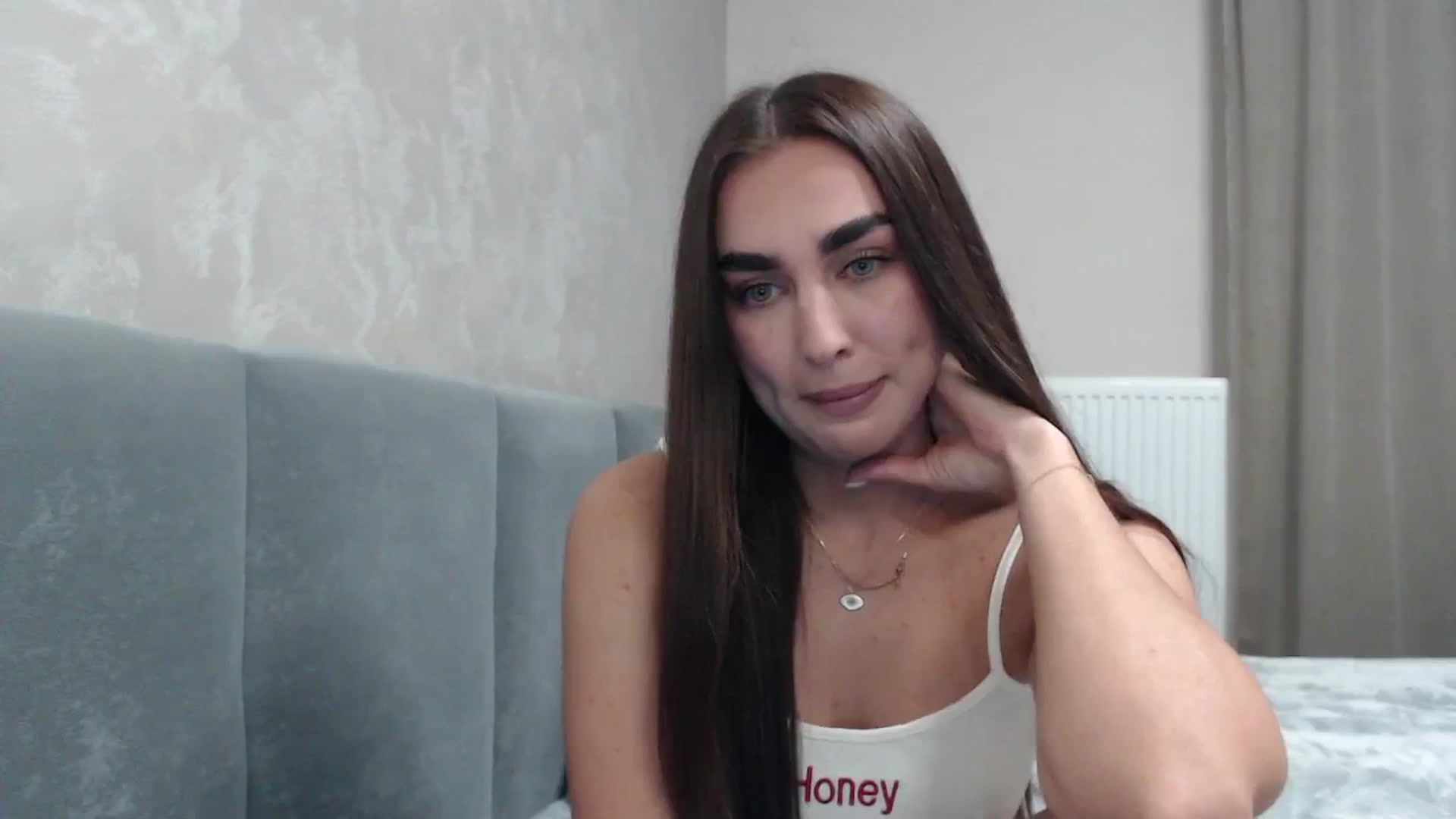 Gallery image thumbnail from NatrlBeauty's myfreecams stream on, 08/25/2025, 19:41 image 12 of 20