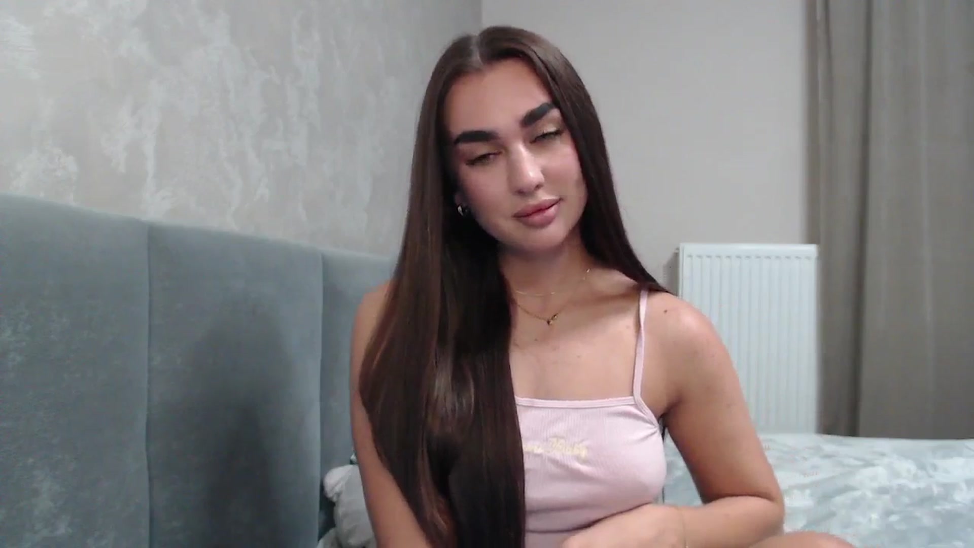Gallery image thumbnail from NatrlBeauty's myfreecams stream on, 08/26/2025, 21:30 image 8 of 20
