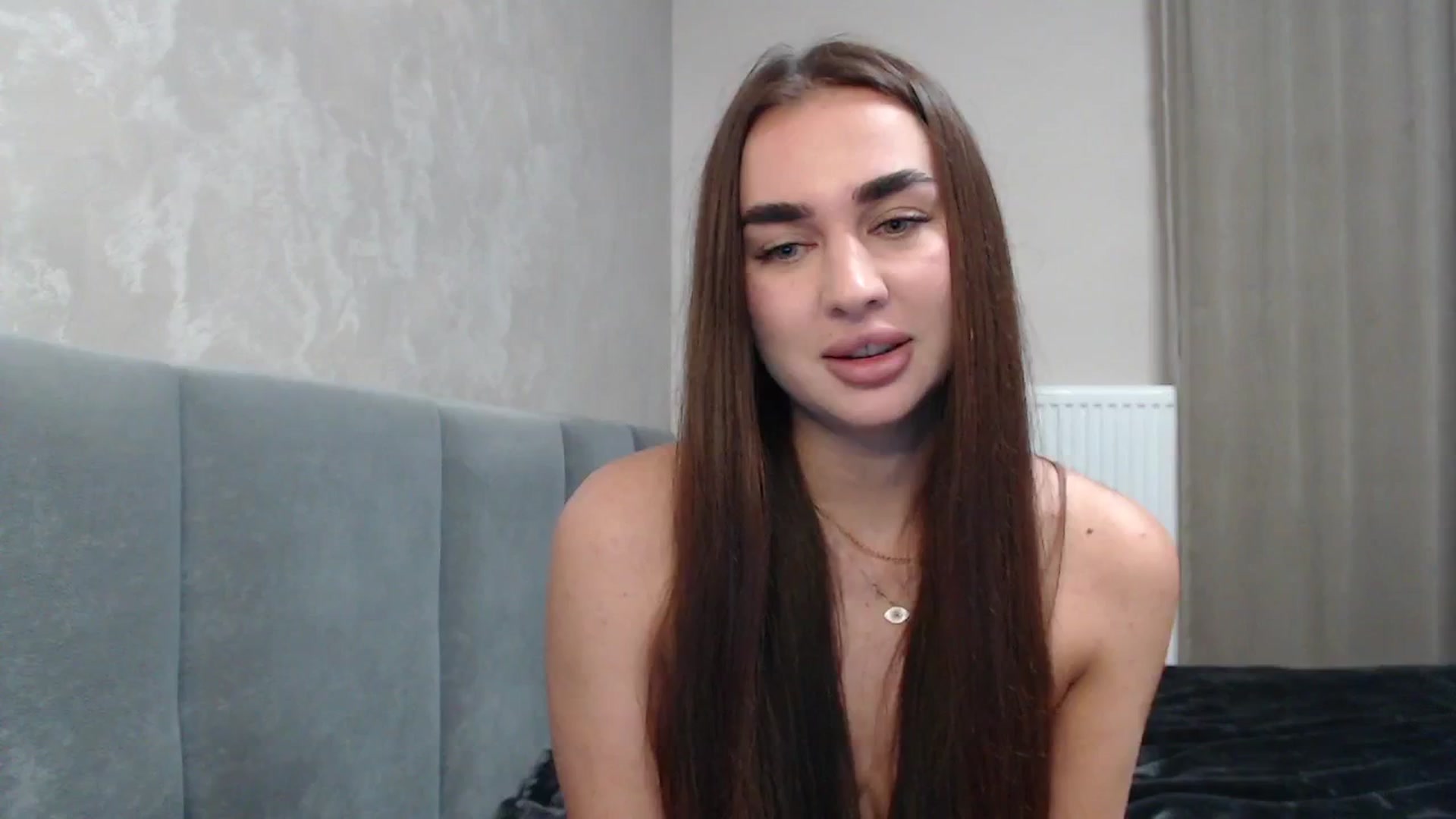 Gallery image thumbnail from NatrlBeauty's myfreecams stream on, 09/14/2025, 23:31 image 13 of 20