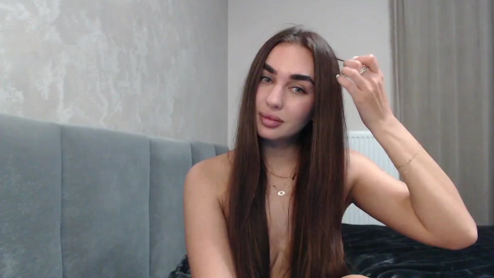 Gallery image thumbnail from NatrlBeauty's myfreecams stream on, 09/14/2025, 23:31 image 6 of 20