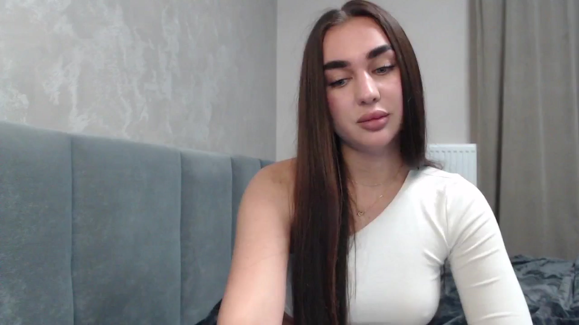 Gallery image thumbnail from NatrlBeauty's myfreecams stream on, 09/15/2025, 22:44 image 3 of 20