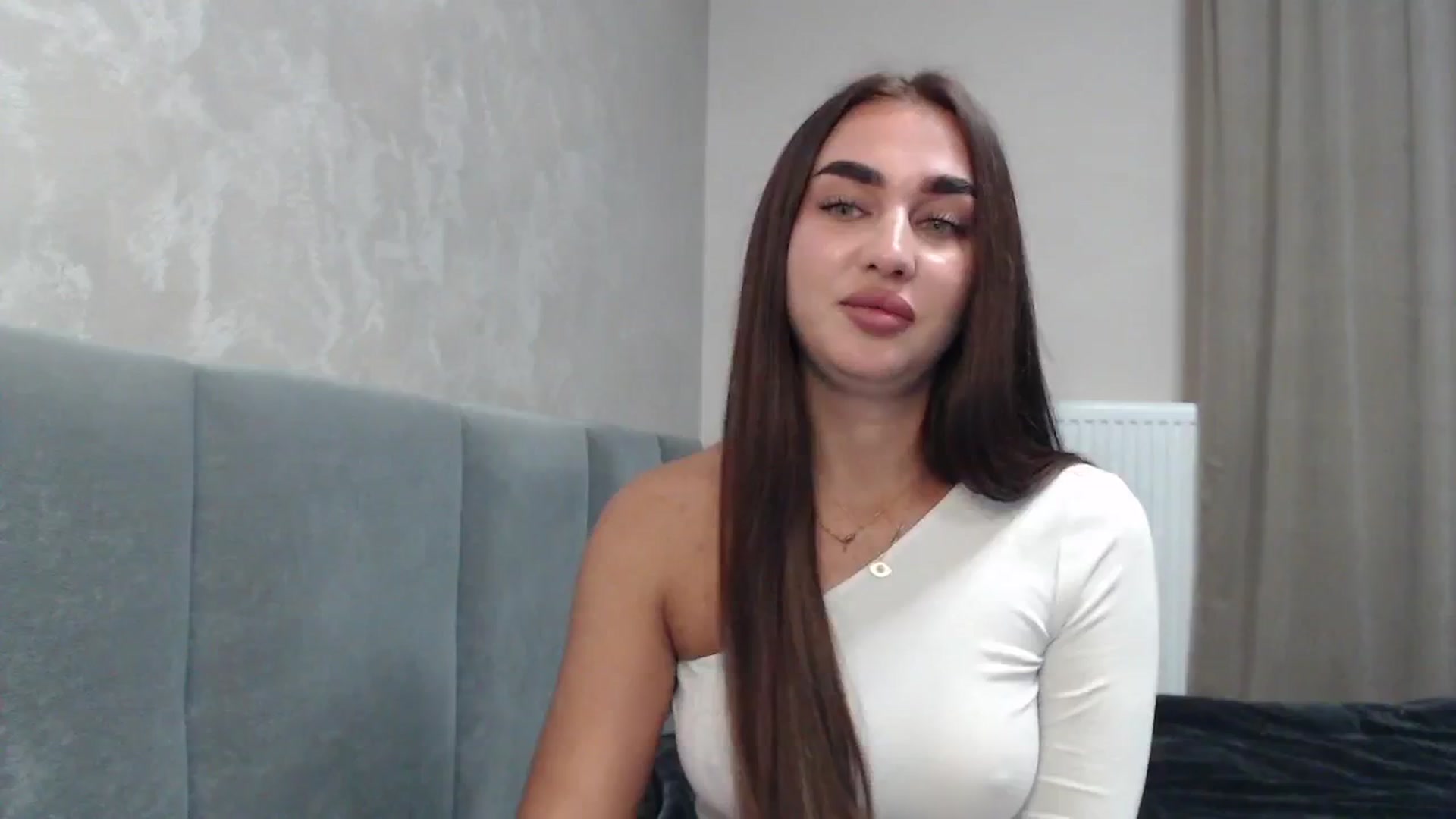 Gallery image thumbnail from NatrlBeauty's myfreecams stream on, 10/13/2025, 16:25 image 9 of 20