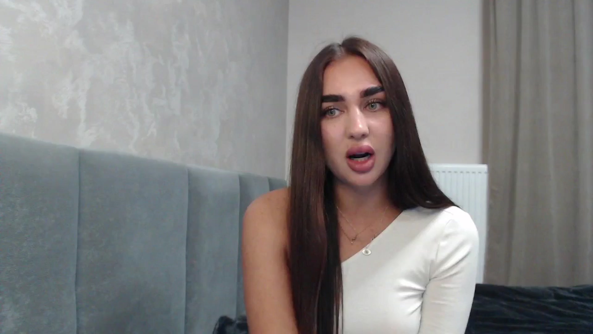 Gallery image thumbnail from NatrlBeauty's myfreecams stream on, 10/13/2025, 16:25 image 7 of 20