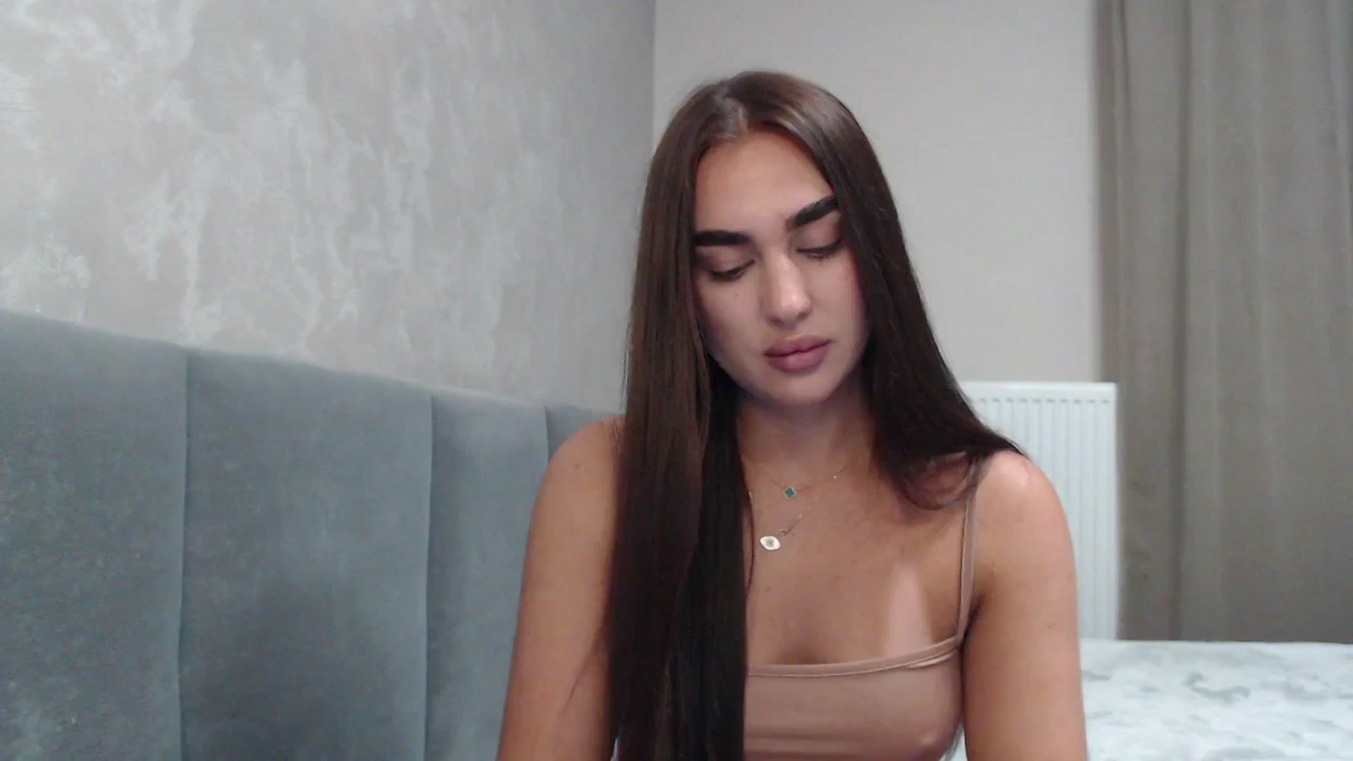 Gallery image thumbnail from NatrlBeauty's myfreecams stream on, 10/19/2025, 12:35 image 3 of 20