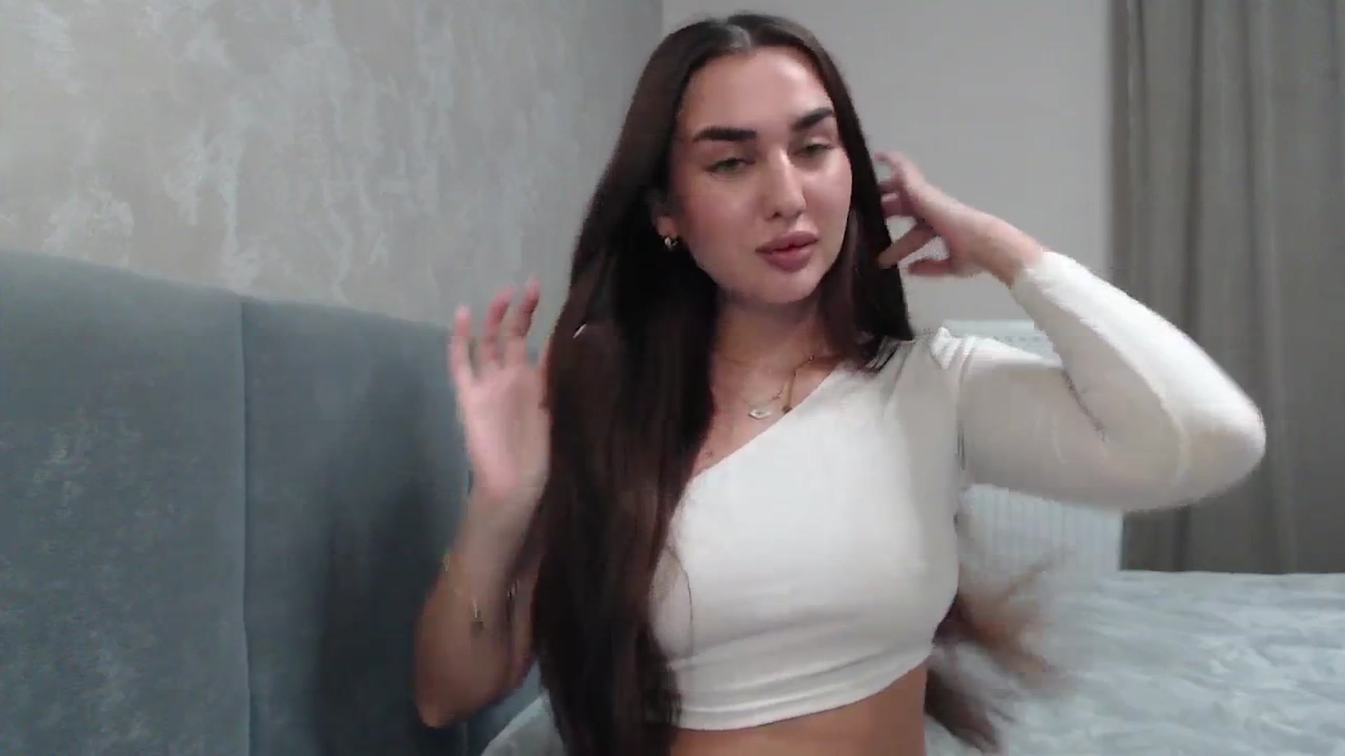 Gallery image thumbnail from NatrlBeauty's myfreecams stream on, 03/31/2026, 12:32 image 5 of 20