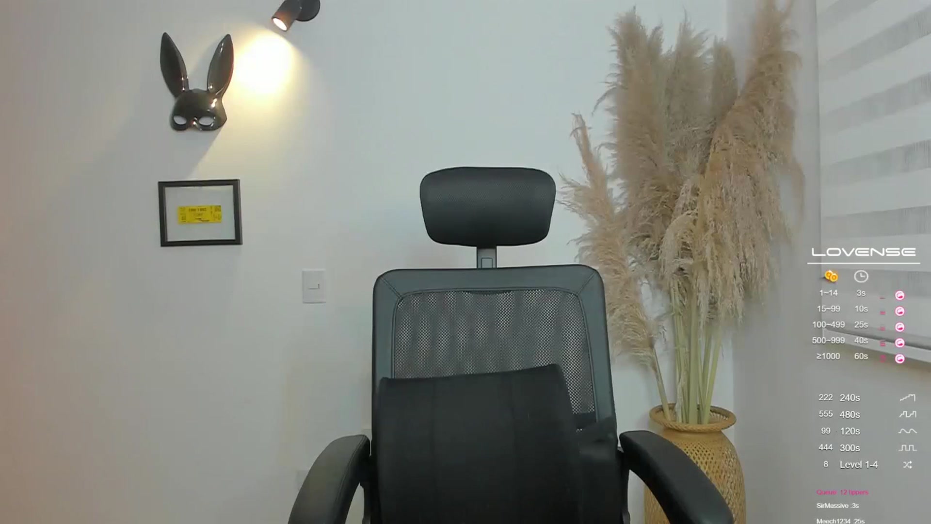 Gallery image thumbnail from Nattamala's myfreecams stream on, 11/17/2022, 02:26 image 7 of 20