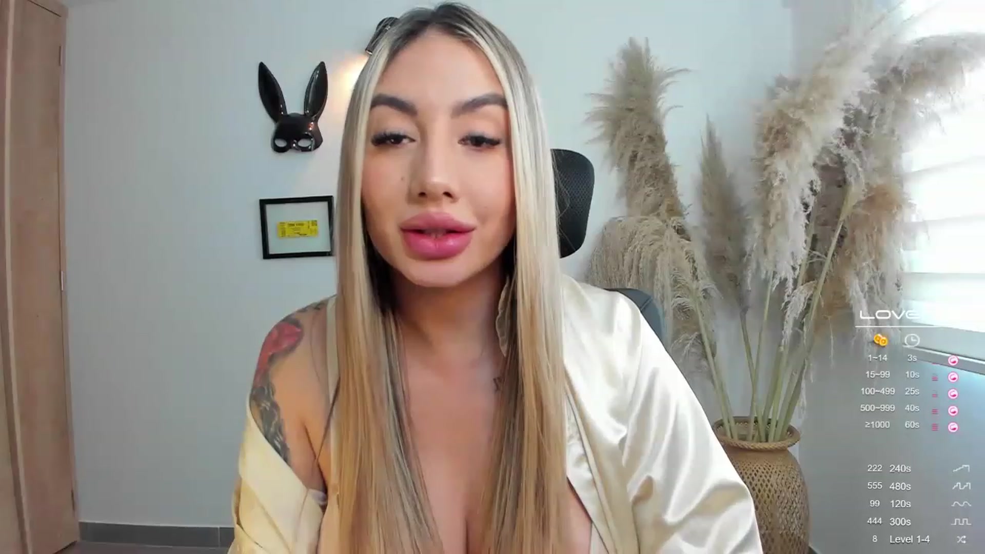 Gallery image thumbnail from Nattamala's myfreecams stream on, 11/25/2022, 17:40 image 20 of 20