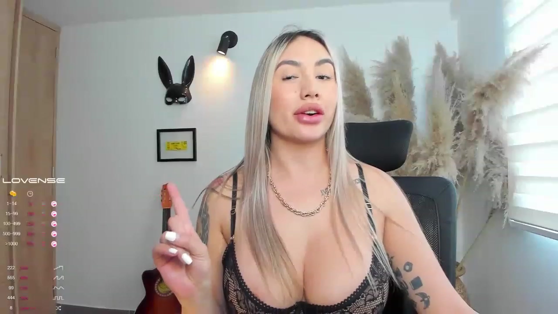 Gallery image thumbnail from Nattamala's myfreecams stream on, 12/20/2022, 20:23 image 12 of 20
