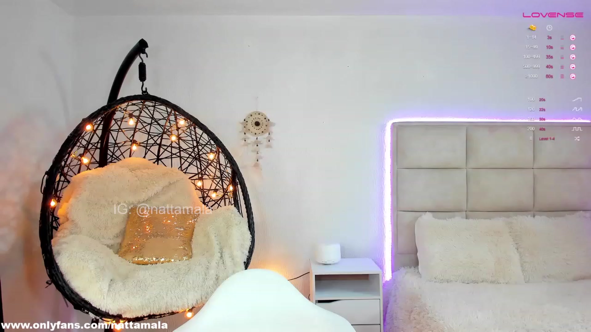 Gallery image thumbnail from Nattamala's myfreecams stream on, 04/12/2023, 17:10 image 20 of 20