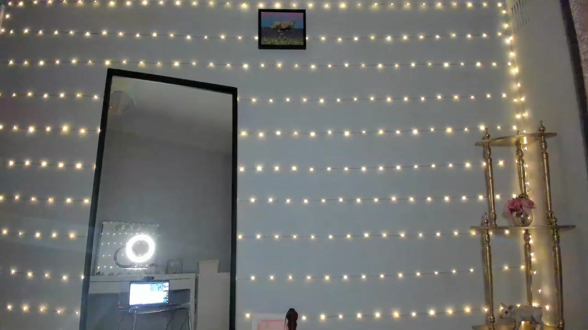 Gallery image thumbnail from NattyAdams's myfreecams stream on, 12/16/2022, 22:55 image 16 of 20