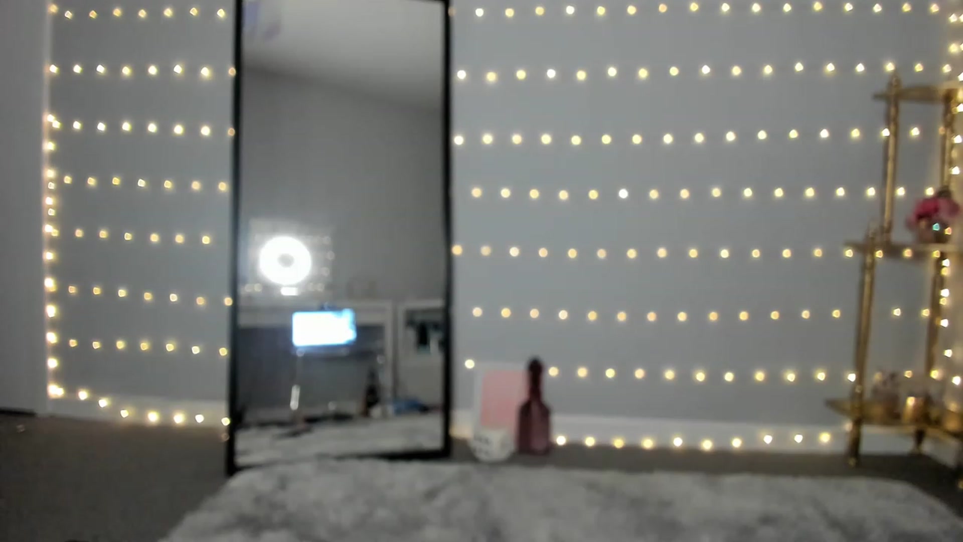 Gallery image thumbnail from NattyAdams's myfreecams stream on, 12/19/2022, 02:51 image 9 of 20