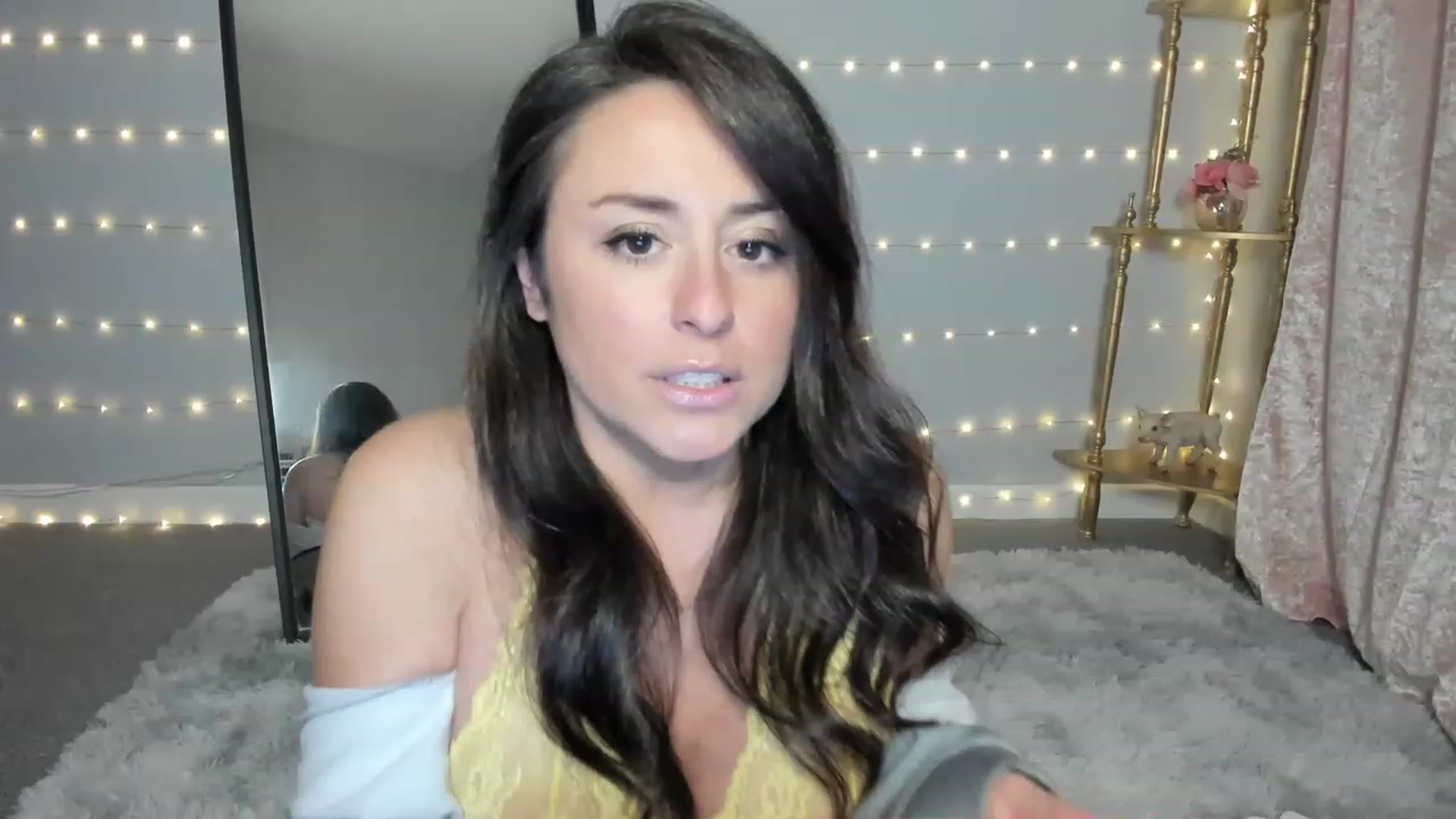 Gallery image thumbnail from NattyAdams's myfreecams stream on, 03/05/2023, 01:04 image 4 of 20