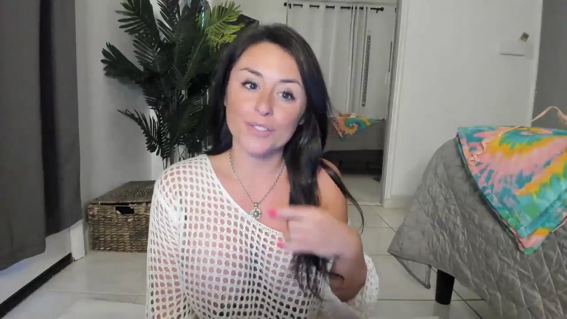 Gallery image thumbnail from NattyAdams's myfreecams stream on, 10/06/2023, 22:56 image 10 of 20